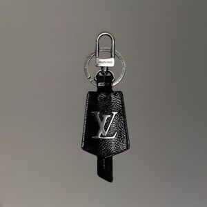 Louis Vuitton Monogram Eclipse Black and Silver Bag Charm Cloche Cles Key Holder
